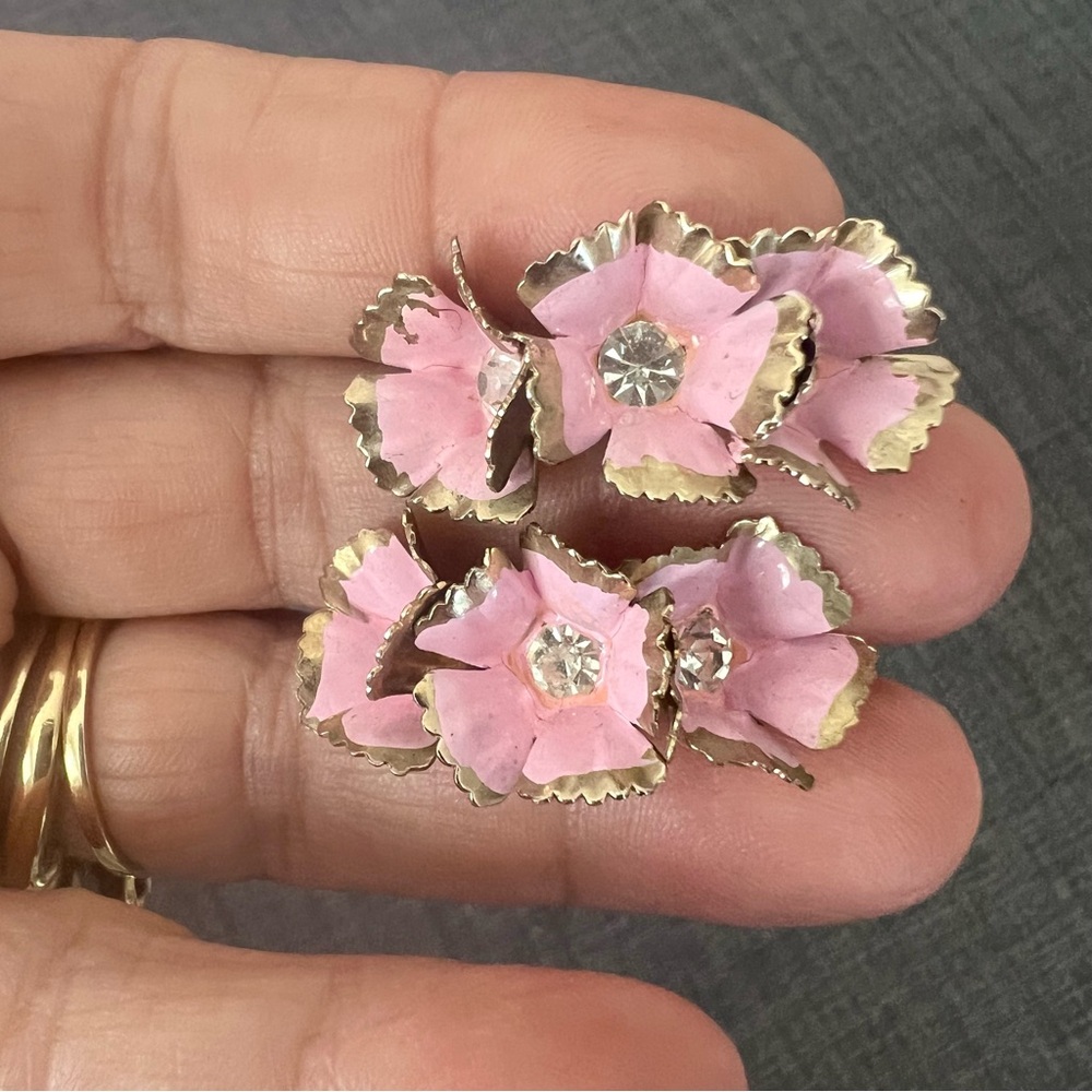 Vintage pink flower screw back earrings beautiful design unique - Picture 6 of 11
